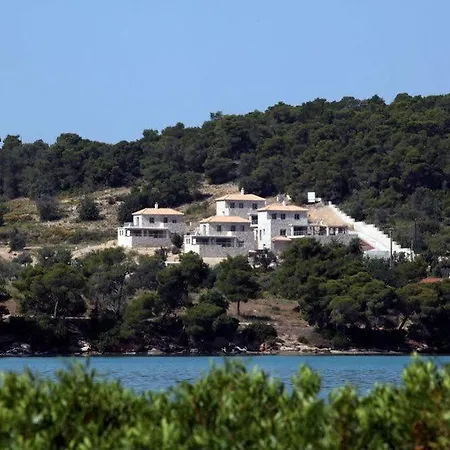 Edem Villa *
