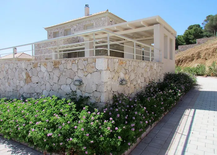 Edem Porto Heli