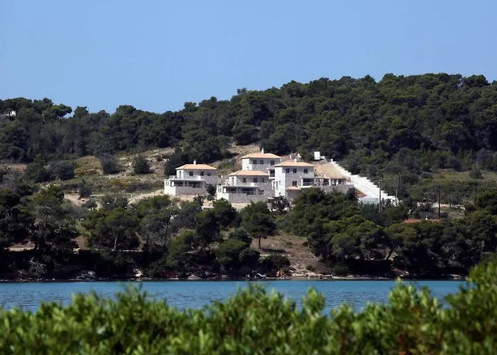 Edem Villa *